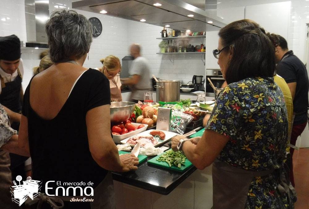 Talleres de cocina en Sevilla que no te puedes perder este 2025